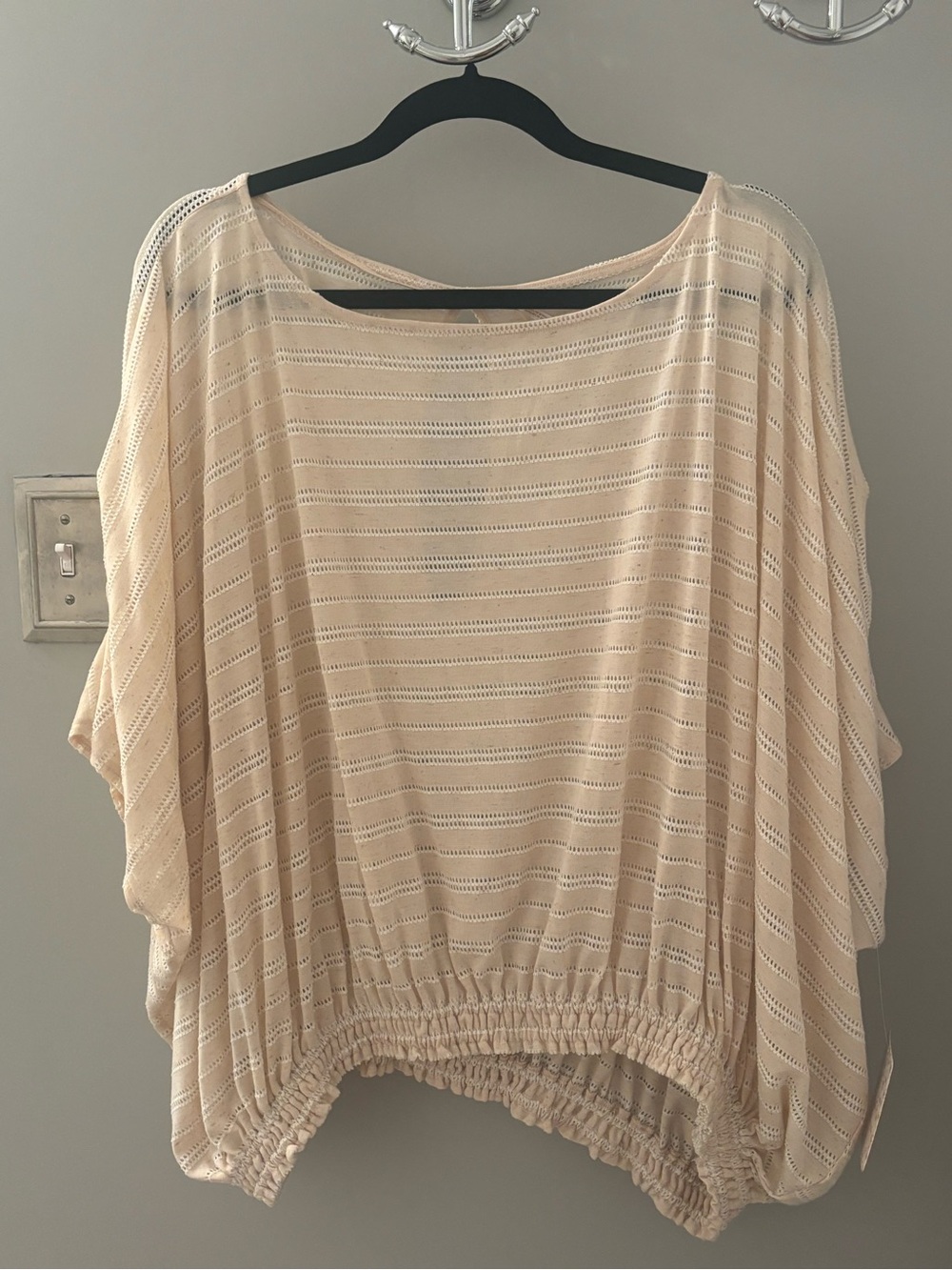 Free People size M Lightweight Cream Batwing Women's Top with Smocked Hem